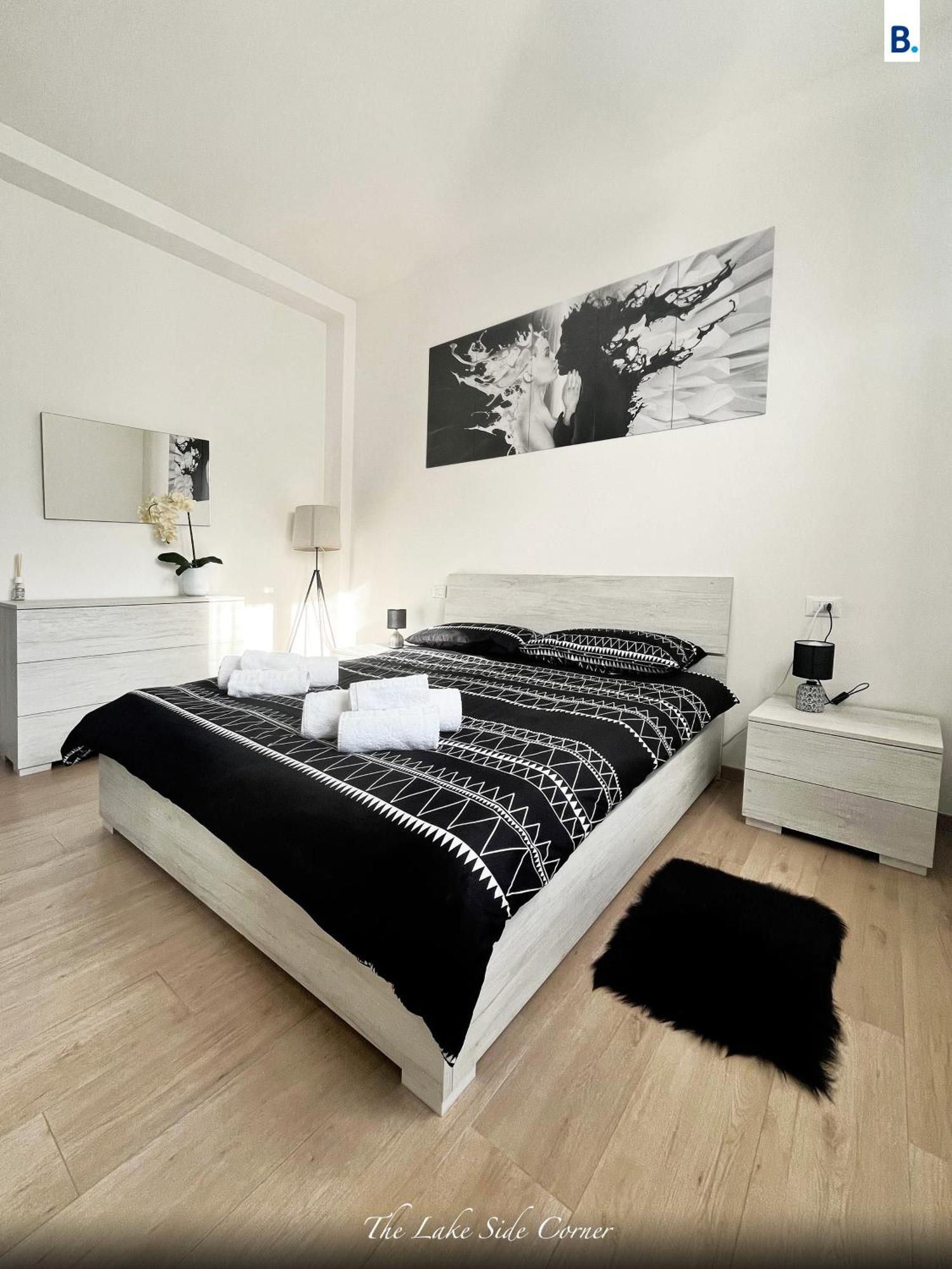 The Lake-Side Corner Apartment كومو المظهر الخارجي الصورة