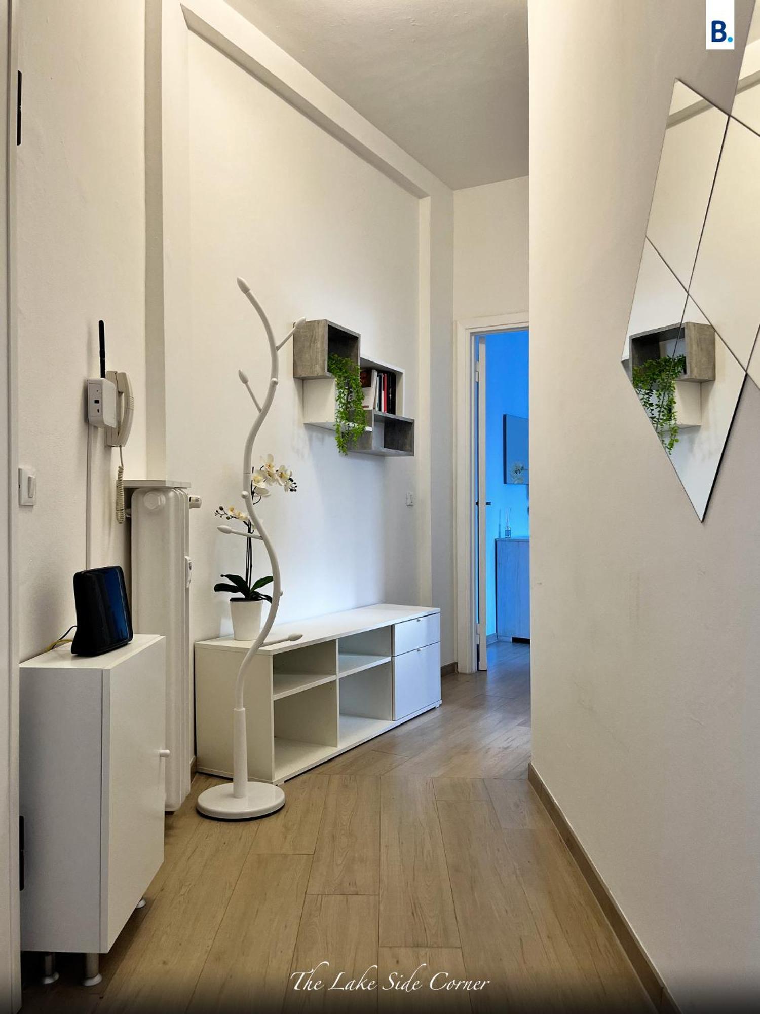 The Lake-Side Corner Apartment كومو المظهر الخارجي الصورة