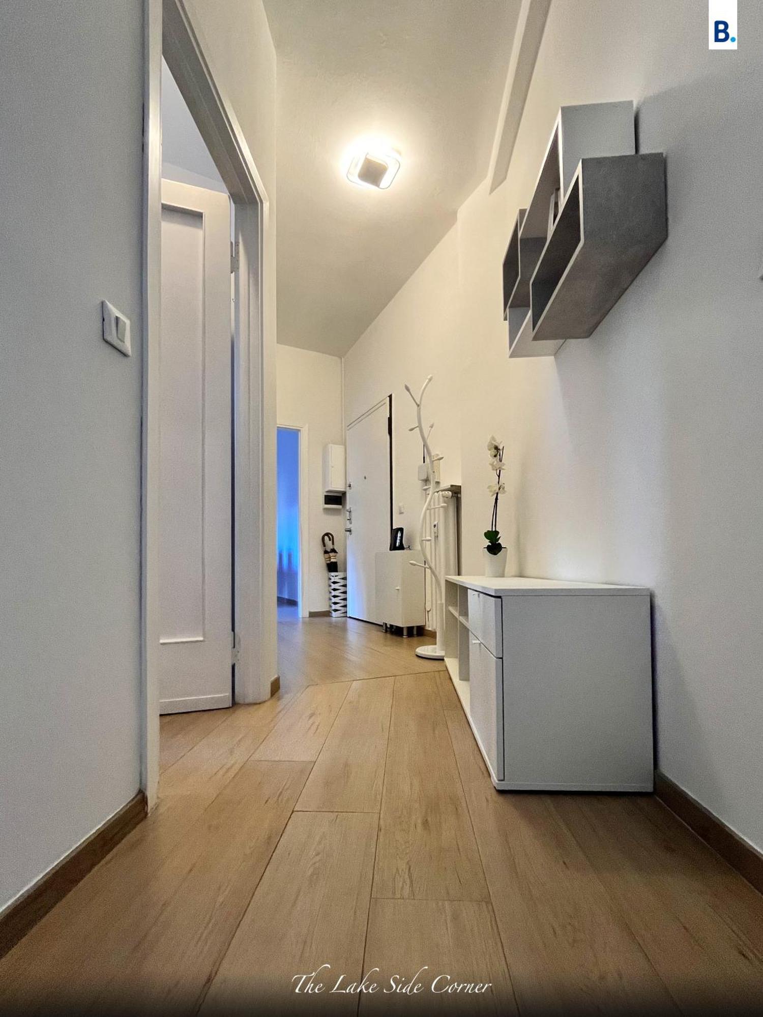 The Lake-Side Corner Apartment كومو المظهر الخارجي الصورة