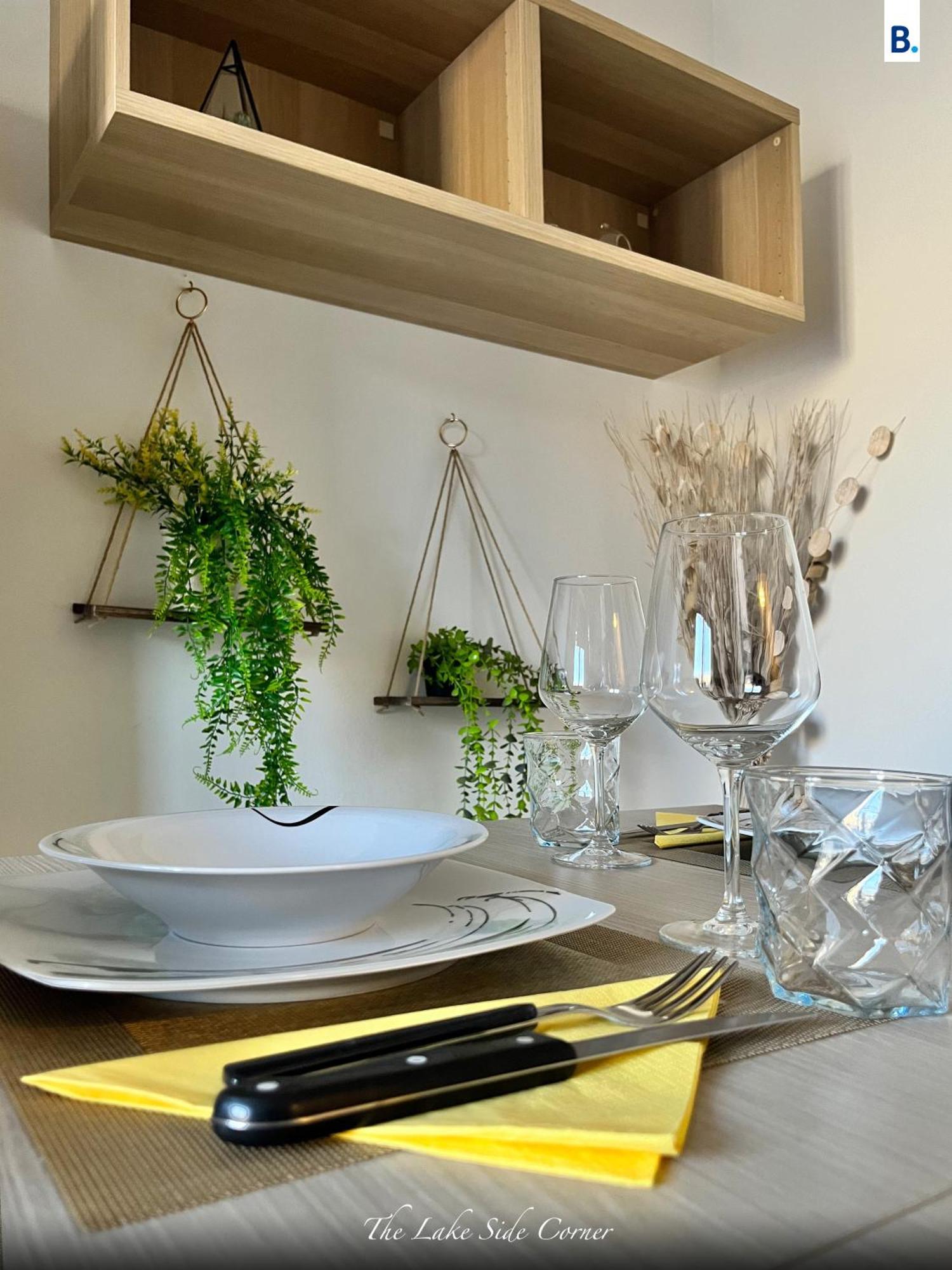 The Lake-Side Corner Apartment كومو المظهر الخارجي الصورة